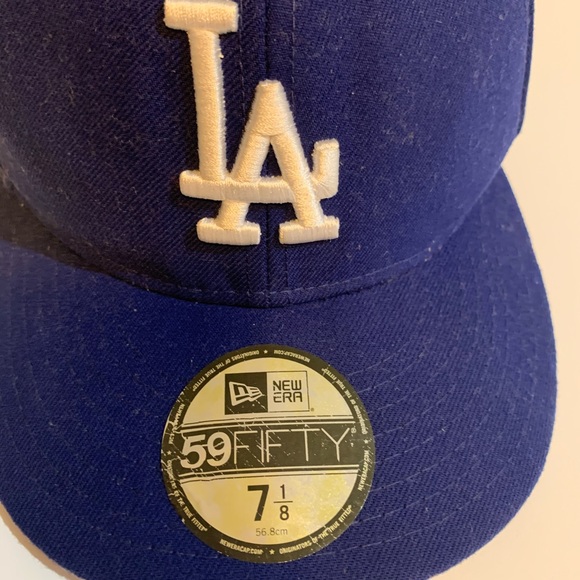 LA Dodgers Fitted Hat - Picture 3 of 4